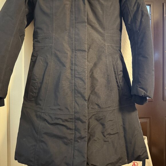 North Face Parka - Picture 3 of 3